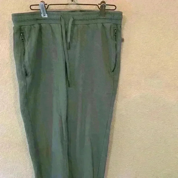 Mondetta outdoor project olive green jogger, size SP, gorpcore, hiking, outdoor - Picture 1 of 8